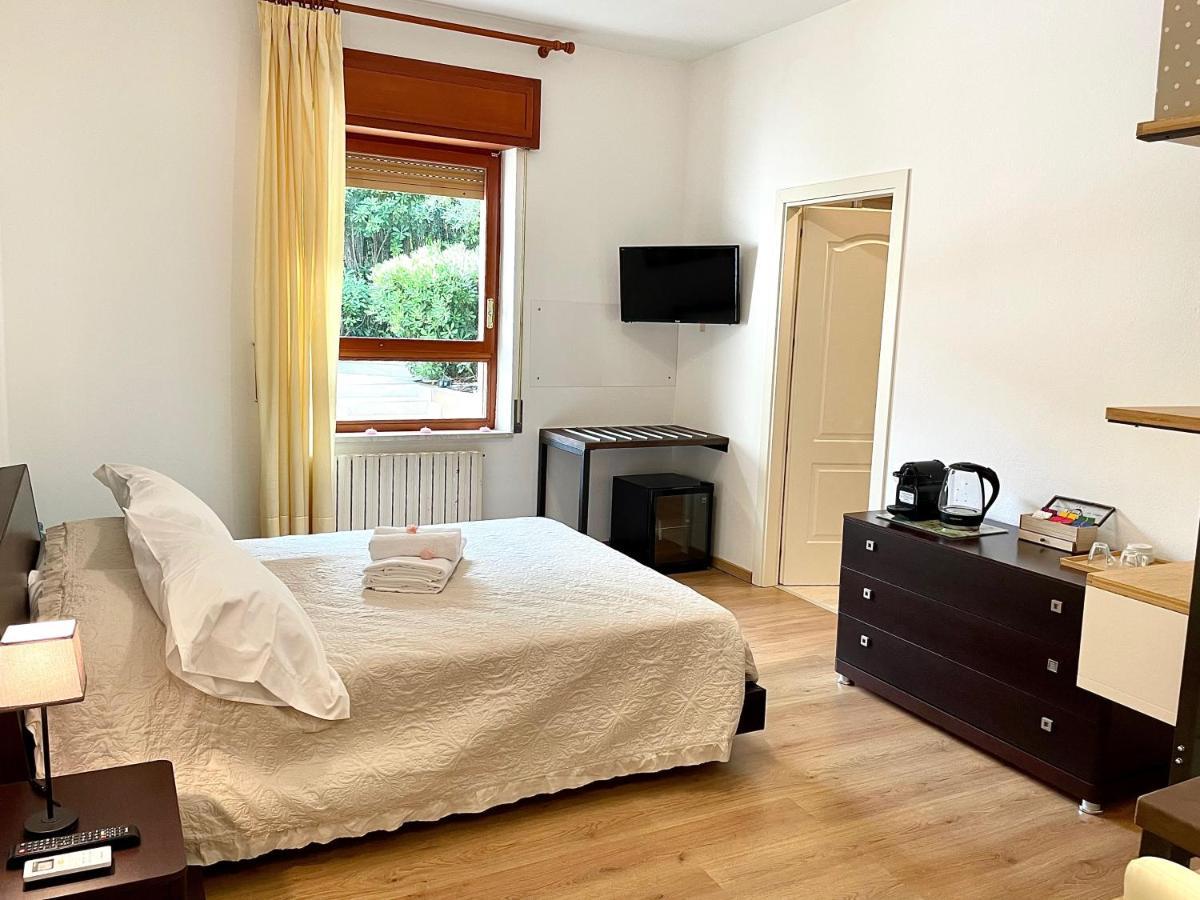 Al Poggio - Luxury Rooms Capoterra Exterior photo